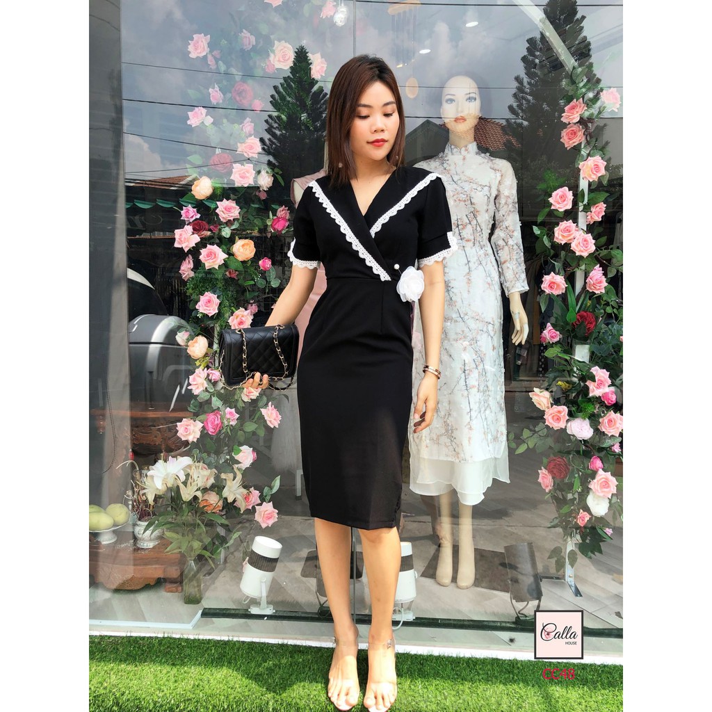 Đầm body cổ V viền ren kèm tag hoa Callene (CC48)