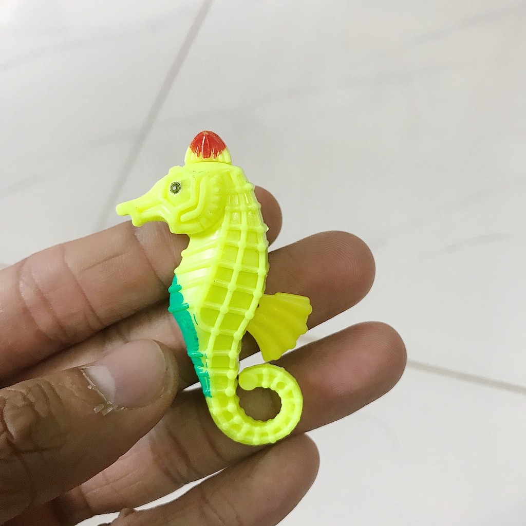 CÁ NGỰA GIẢ TRANG TRÍ HỒ CÁ NON BỘ SIZE 7CM