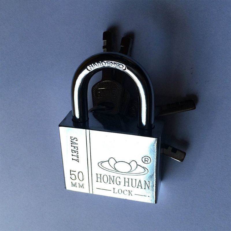 Ổ Khóa Tay Cầm Chữ U Bằng Thép Bền Chắc Chất Lượng Cao