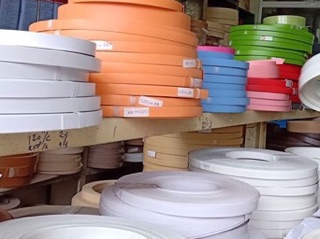 Nẹp nhựa dán cạnh PVC Rumi