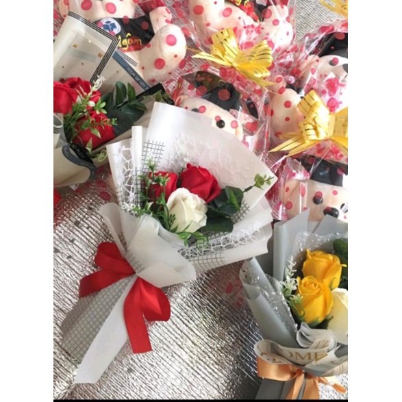 Bó hoa hồng sáp 3 bông