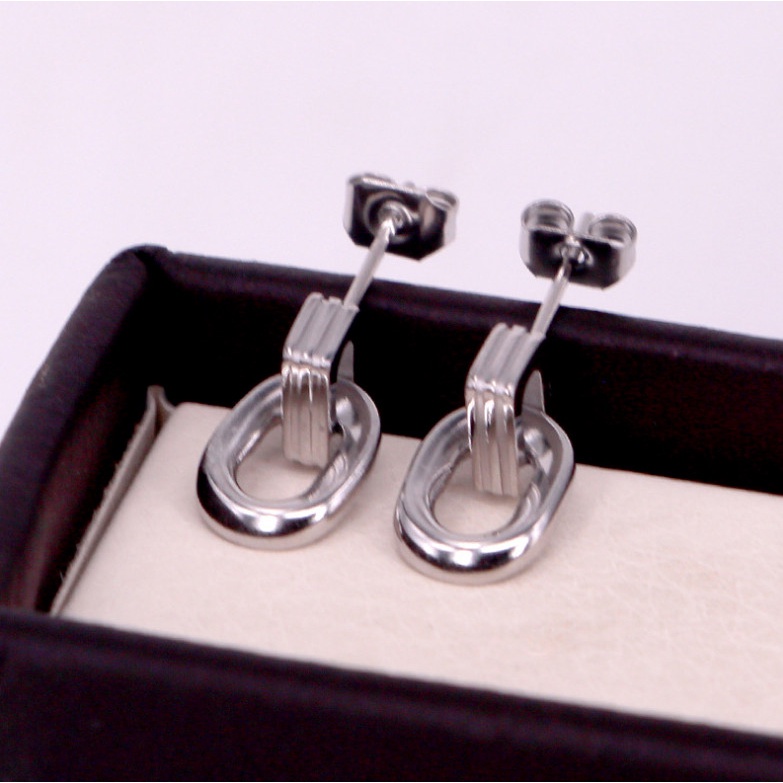 Bông Tai Hình Bầu Dục Nhỏ Xinh Titan Ko Han Rỉ TT 3979