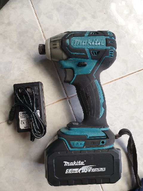 búa dầu Makita TS141D ( chỉ thân máy chưa pin sạc )