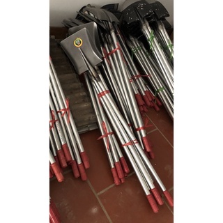 Xẻng vuông thép có cán típ dài 1m