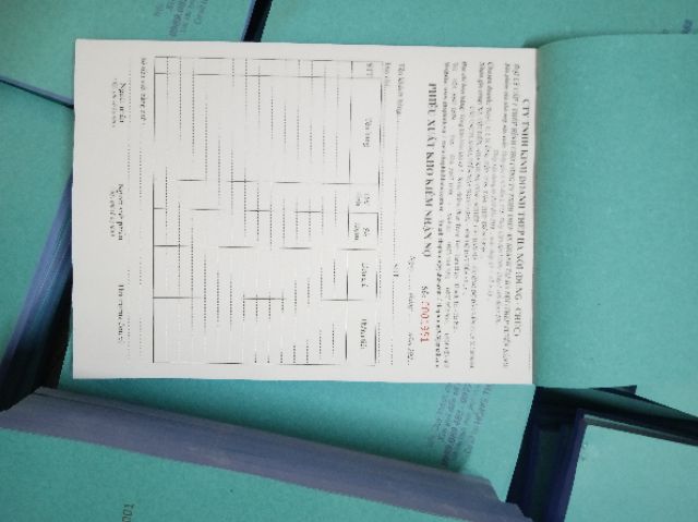 Hóa đơn - phiếu thu - phiếu chi .... 2 liên A5  số lượng từ 10 quyển trở lên