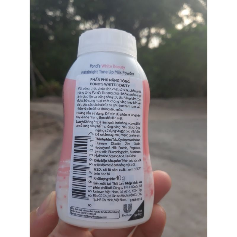 Phấn phủ trang điểm Pond's nâng tông 50gr - Phấn rôm nâng tông Pond