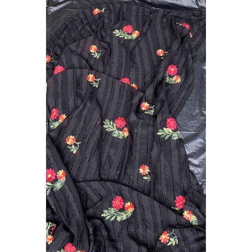 Vải tằm thêu đẹp giá rẻ