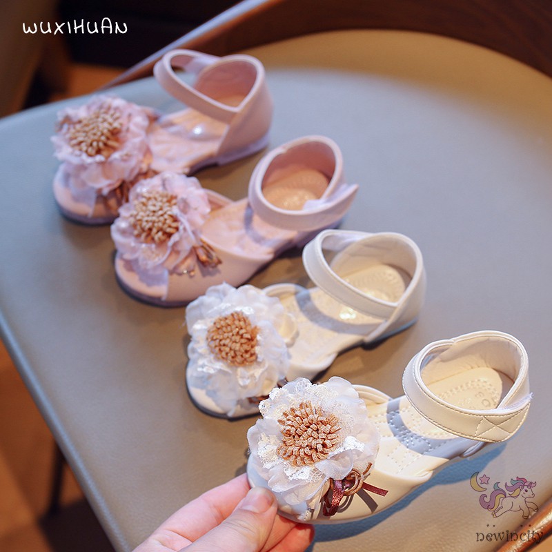 Giày sandal đính hoa phong cách Hàn Quốc thời trang mùa hè cho bé gái