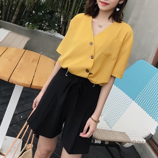 Áo sơ mi nữ khoét cổ V (Hàng order)