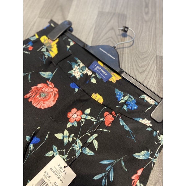 Quần hoa oldnavy