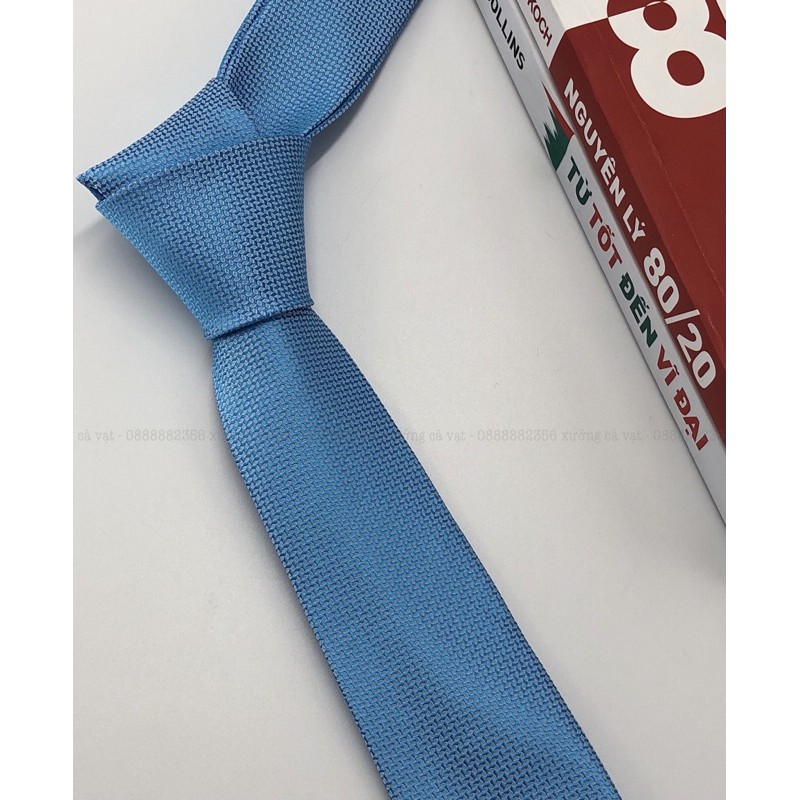 Cà vạt nam mầu xanh da trời cao cấp bản 5cm