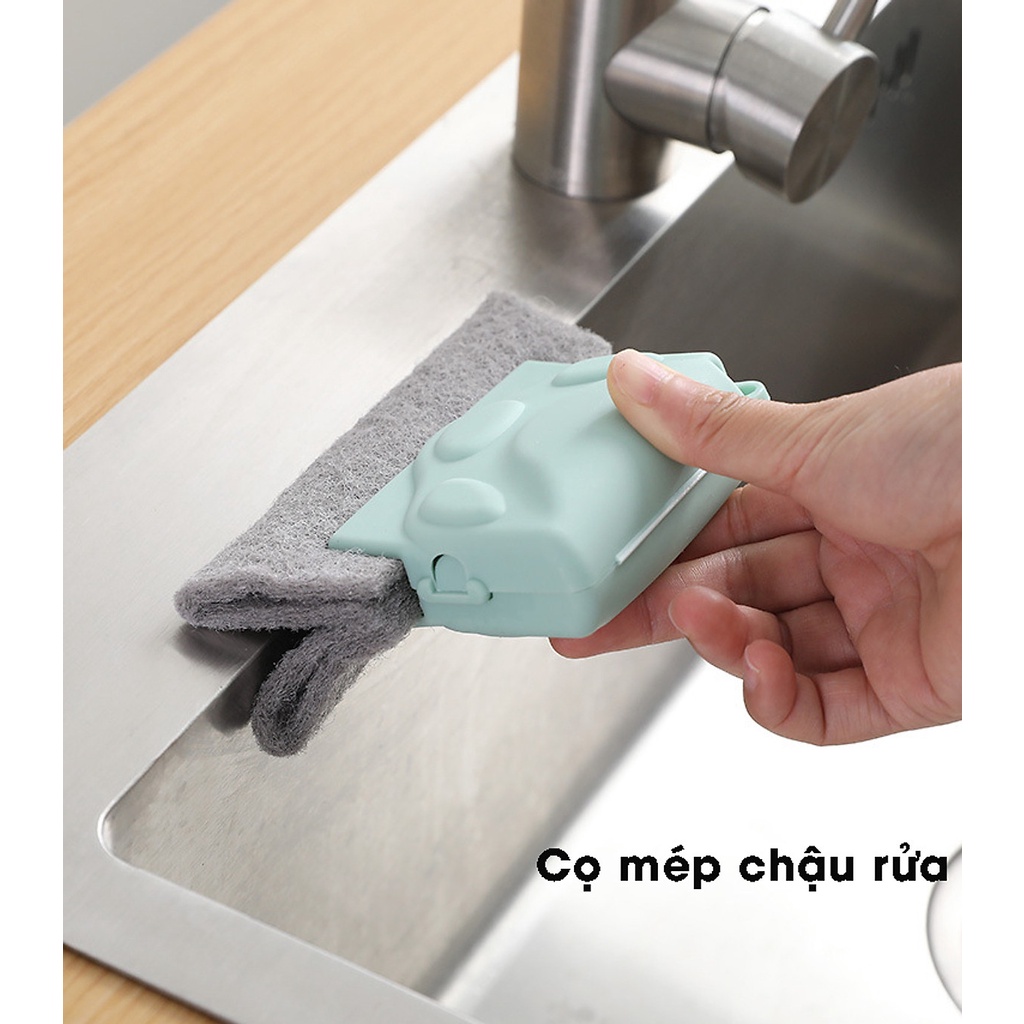 Dụng Cụ Làm Sạch Khe Cửa Sổ Tiện Lợi