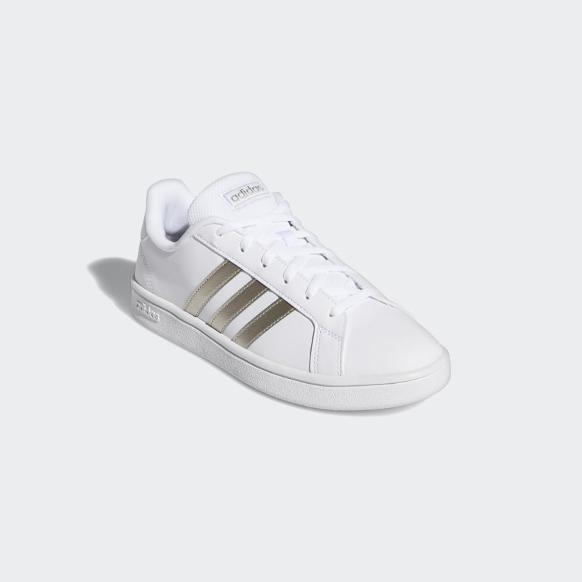 (100% chính hãng Adidas) Giày Adidas Grand Court Base "Cloud White/Platinum Metallic" | BigBuy360 - bigbuy360.vn