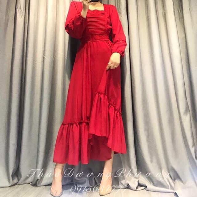 ĐẦM MAXI ĐUÔI CÁ CỔ VUÔNG