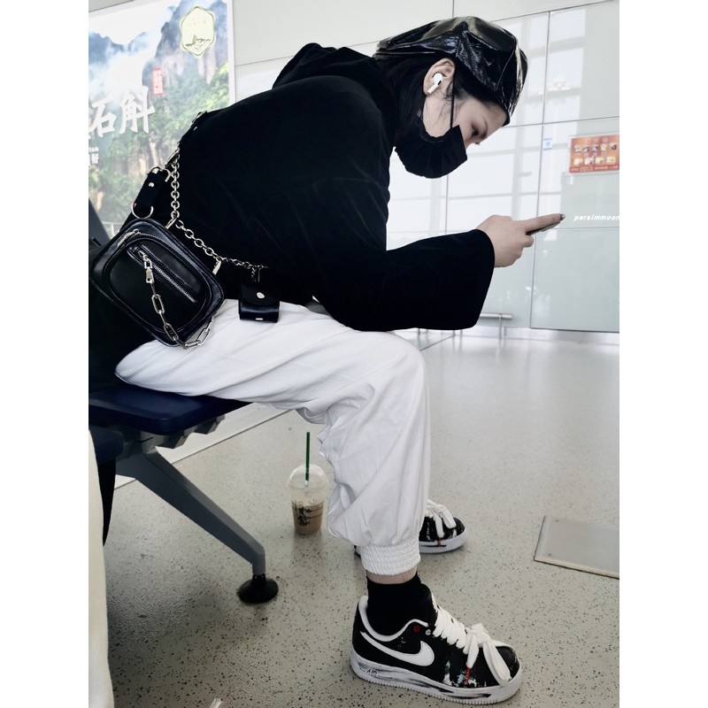 Túi đeo chéo thời trang 5 món phụ kiện Trendy Tokyo