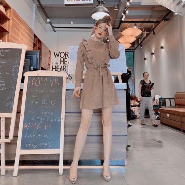 VÁY NHUNG TAY BỒNG