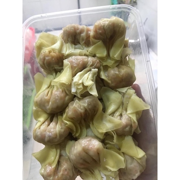 Hoành thánh tôm thịt nhà làm bao ngon hộp 30-35 viên | BigBuy360 - bigbuy360.vn