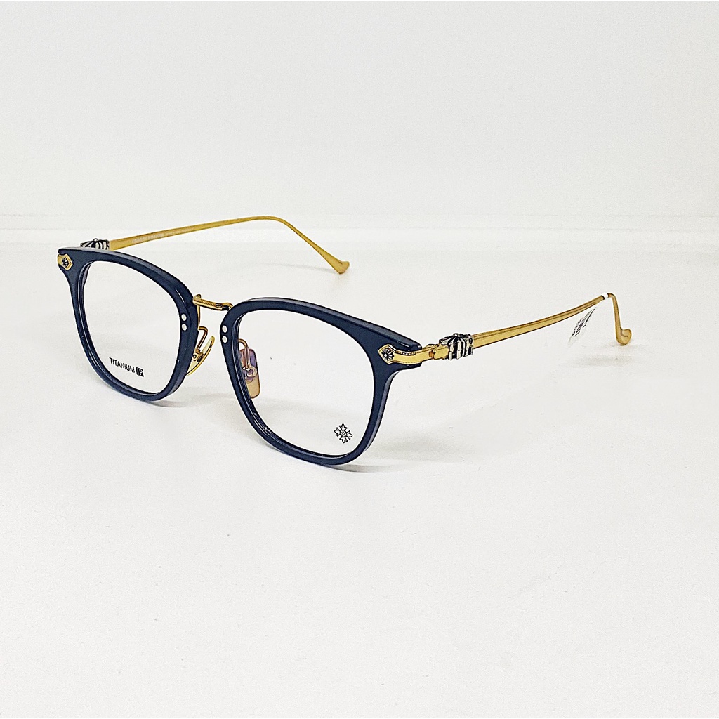 Gọng kính cận nam nữ NHUNG HIẾU dáng vuông Shagass phong cách chrome heart titan cao cấp