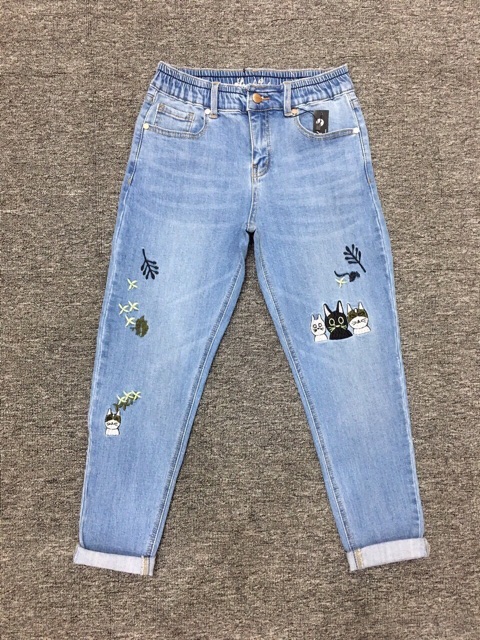 Quần jeans nử lưng thun baggy thêu hoa