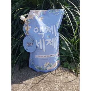 Nước giặt Blue Hàn Quốc
