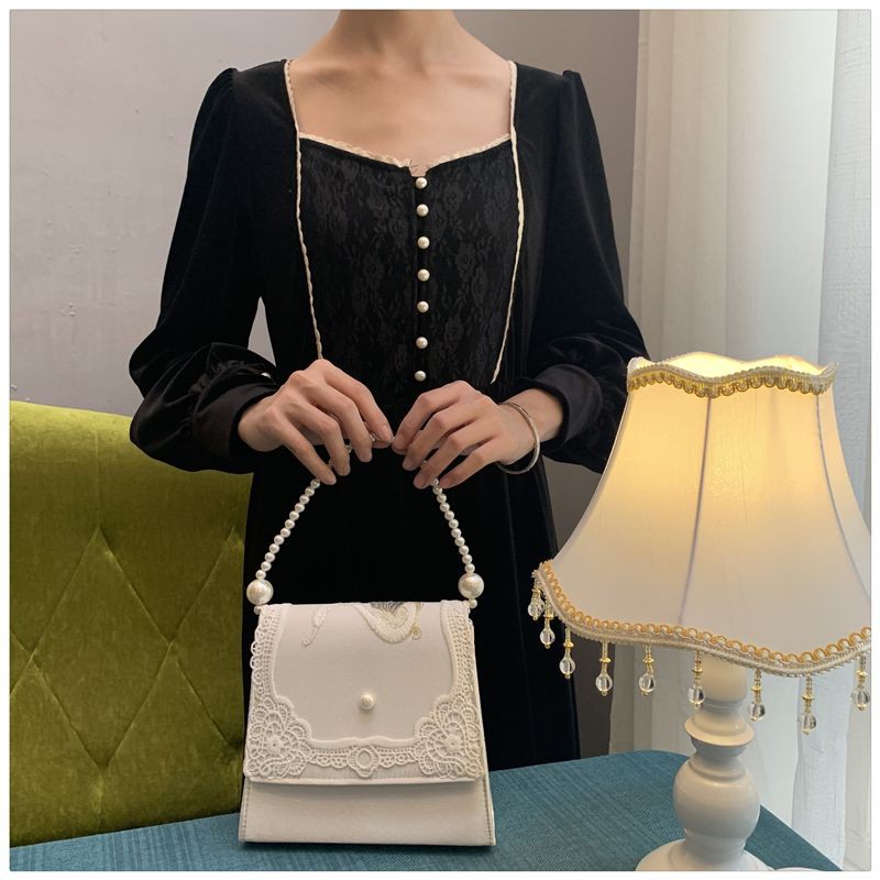 Túi xách tay đeo chéo phong cách vintage sang trọng kèm hình thật