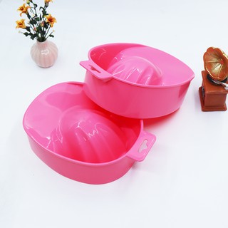 Bát ngâm tay làm nail hồng