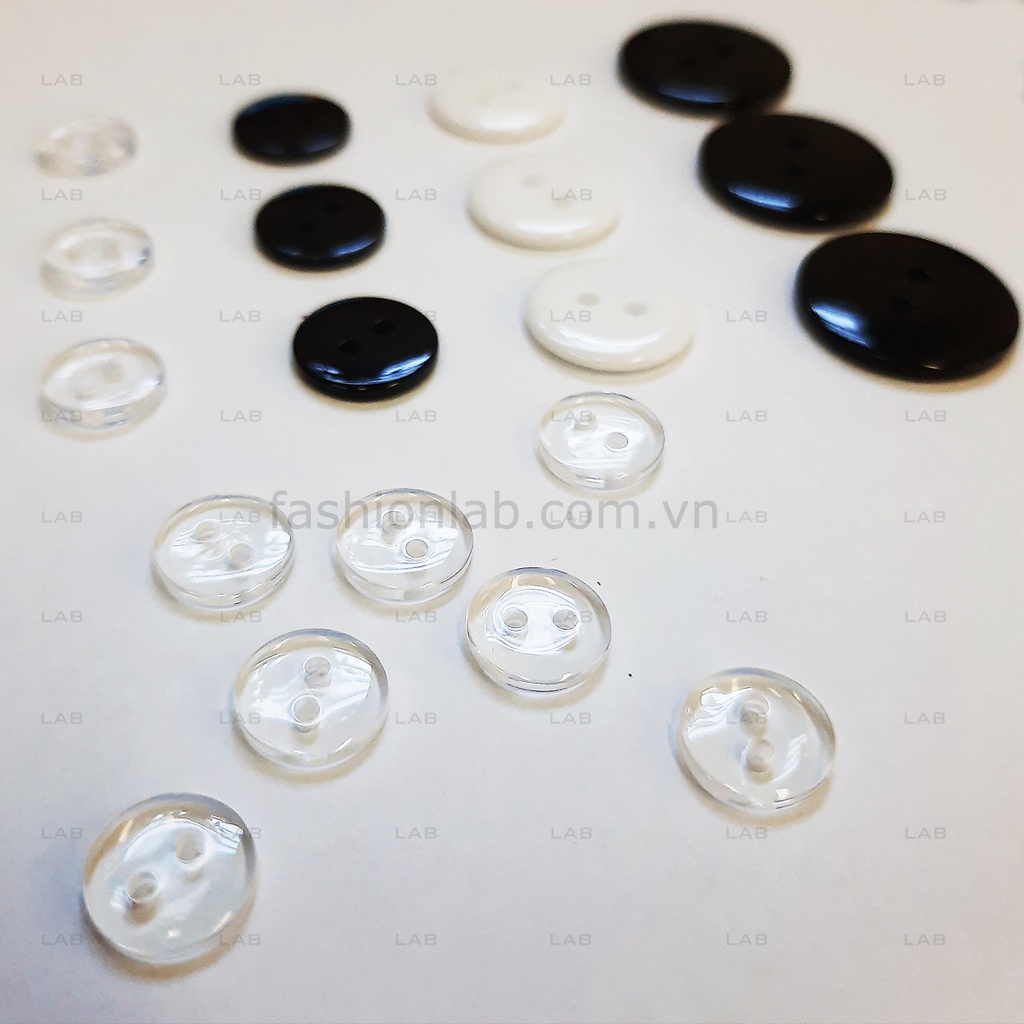 (100 chiếc) Khuy cúc nhựa 2 lỗ không viền #0202