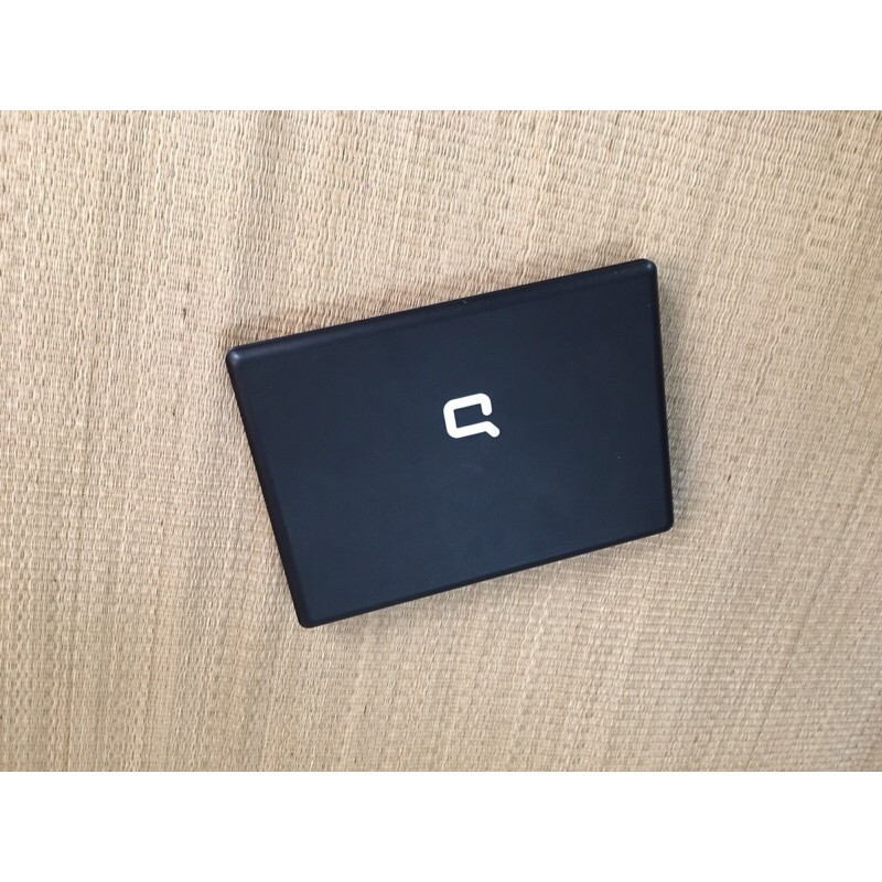 Laptop UFO HP C700 học tập văn phòng tốt thời trang đẹp | BigBuy360 - bigbuy360.vn