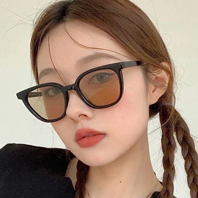 Kính mát thời trang nam nữ Hottrend 2022 siêu ngầu cá tính phong cách trẻ trung năng động giúp bảo vệ mắt EMOJI 232