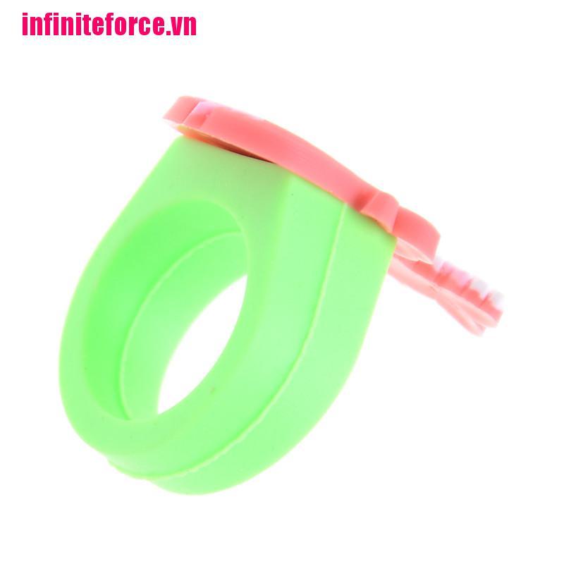 1 Nhẫn Nhựa Pvc Họa Tiết Cá Cho Nữ