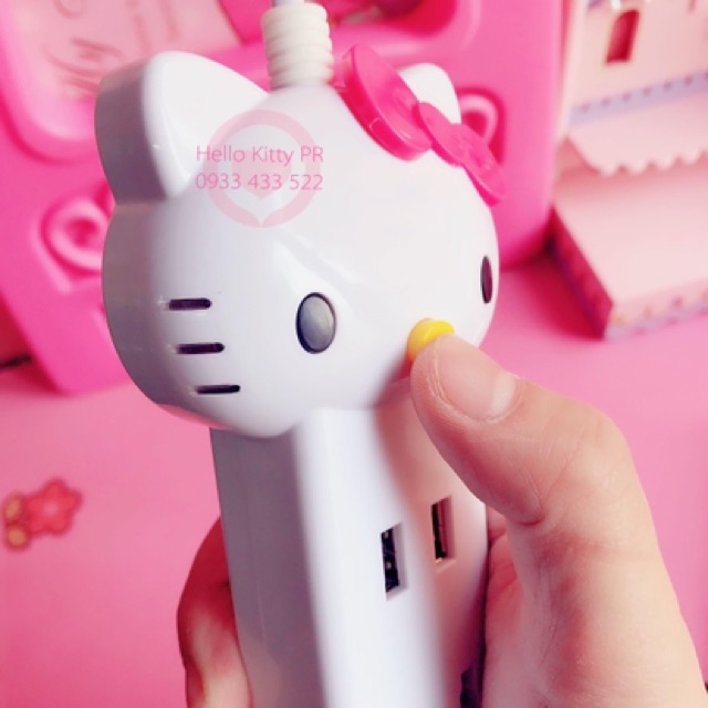 Ổ CẮM ĐIỆN 3D HELLO KITTY