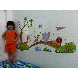 Decal dán tường thú qua cầu