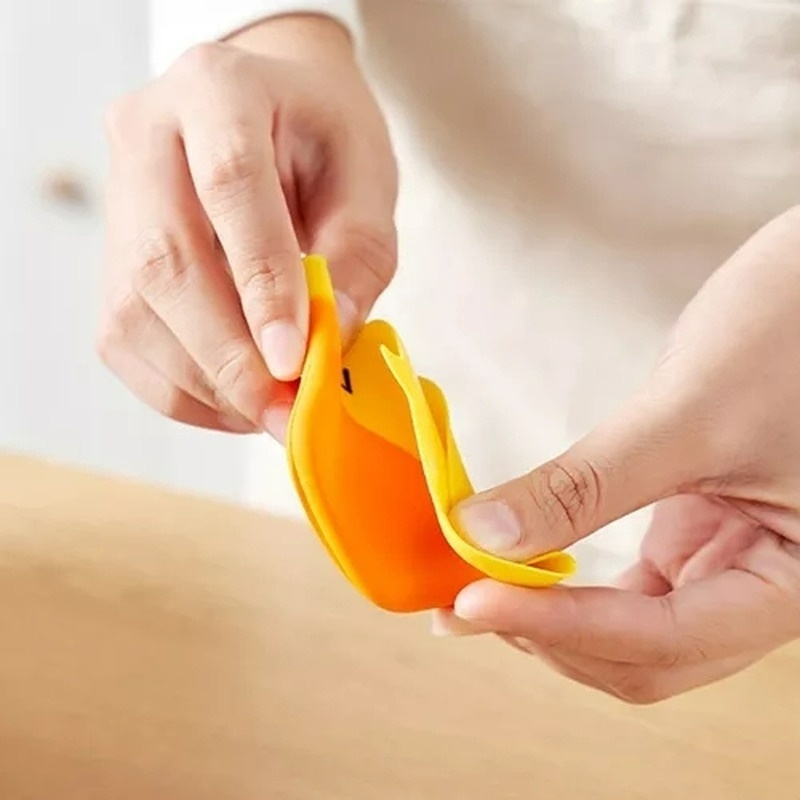 1 Đôi Găng Tay Cách Nhiệt Chống Bỏng Hình Vịt Vàng Bằng Silicone Cho Nhà Bếp