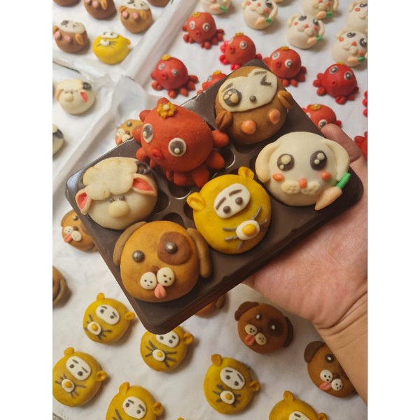 Bánh dứa mini hình thú. set 6 bánh/hộp