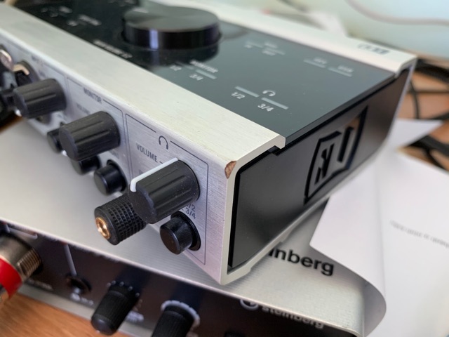 Komplete Audio 6 Sound Hàng Cũ Used qua sử dụng