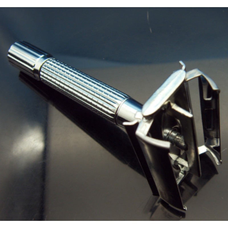 Dao Cạo Râu hai lưỡi bằng thép không gỉ an toàn có gương tiện dụng D97