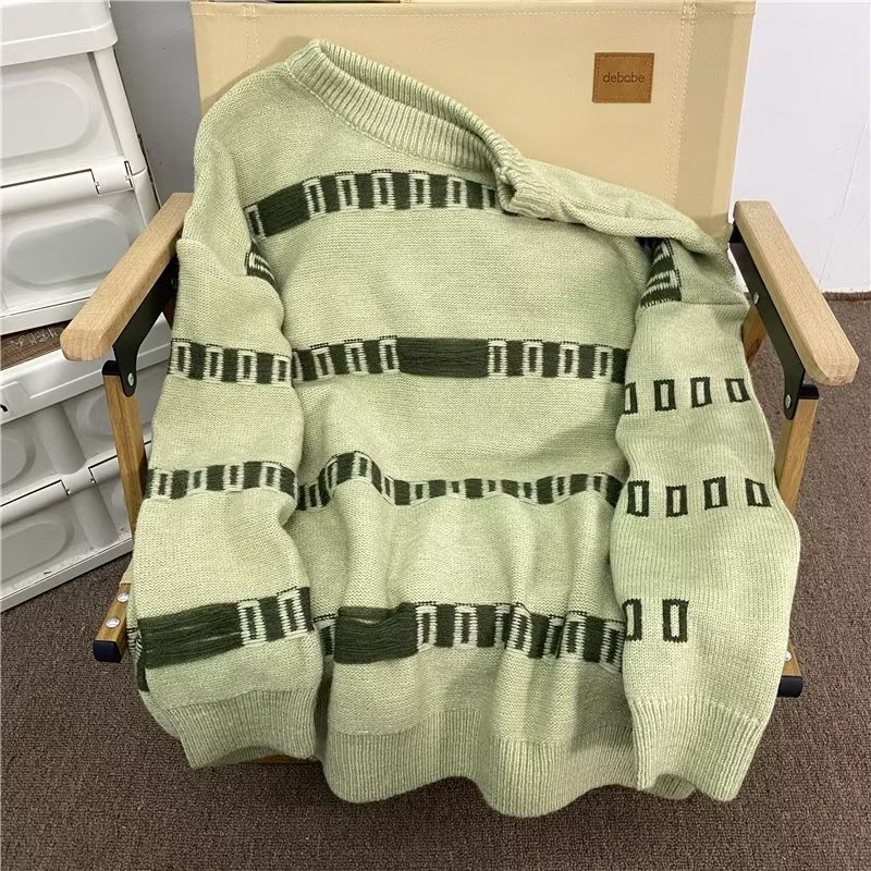 Áo sweater Dệt Kim Tay Dài Cổ Tròn Họa Tiết Kẻ Sọc Màu Xanh Lá Phong Cách Vintage Thời Trang Cho Nam Và Nữ
