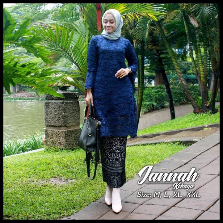 Bộ Đồ Kebaya Phù Hợp Với Áo Dài Màu Xanh Nước Biển Và Xám | BigBuy360 - bigbuy360.vn