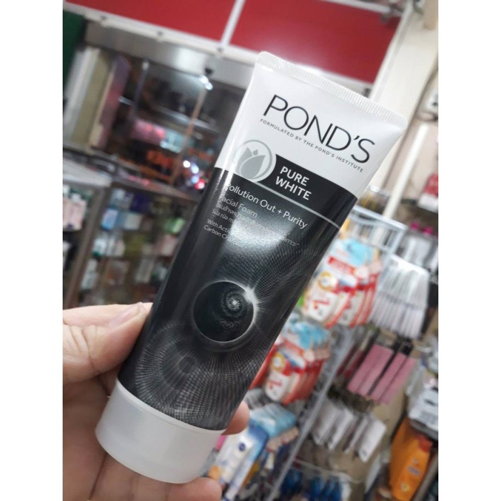 SỬA RỬA MẶT POND'S NGỌC TRAI ĐEN TRẮNG DA