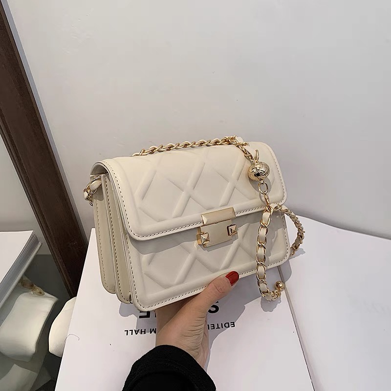 Faya - Túi xách đeo chéo da dập 3D dây châu thời trang T1033