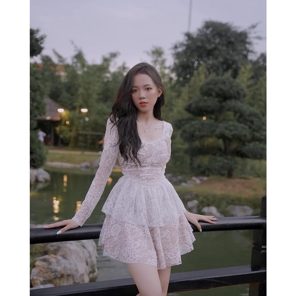 Váy ren nude 2 tầng xoè tay dài tiểu thư