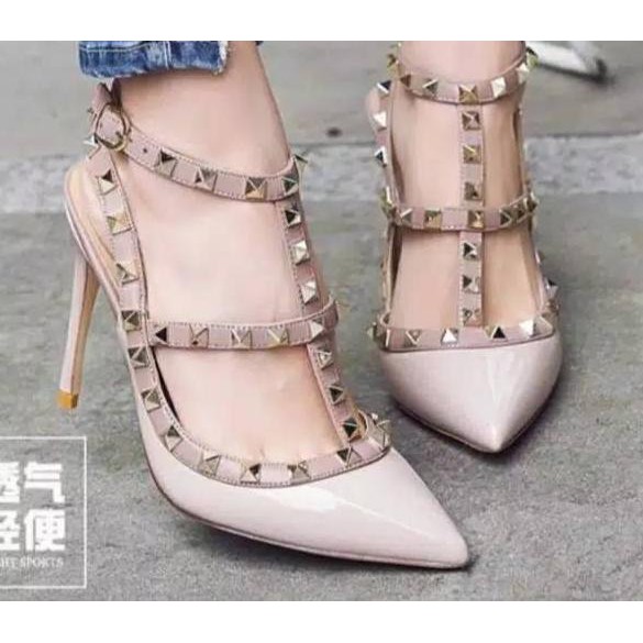 Mới Giày Cao Gót Valentino Replica Pd347 There Are 2 Màu Thời Trang