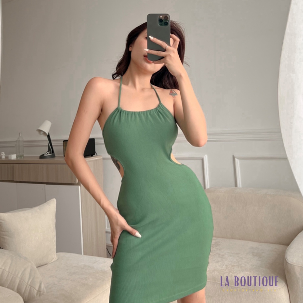 Đầm body khoét eo cổ yếm tròn sexy co giãn 4 chiều tay ngắn đi chơi dạo phố La Boutique Tặng kèm cặp dán ngực | BigBuy360 - bigbuy360.vn