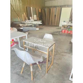 bàn nail mặt gỗ giả đá