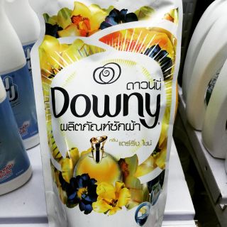 Nuớc giặc Downy thái 600ml