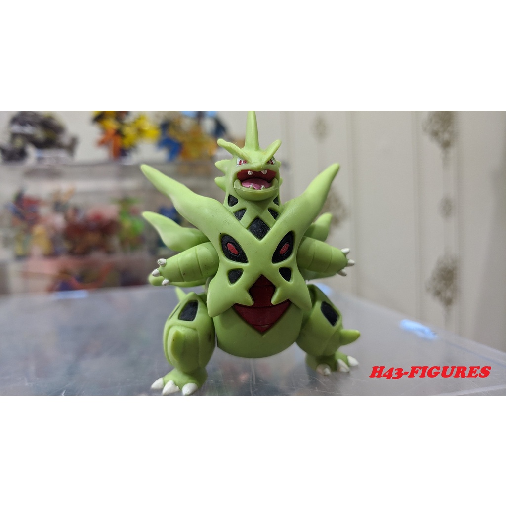 Mô hình pokemon Mega Tyranitar takara tomy