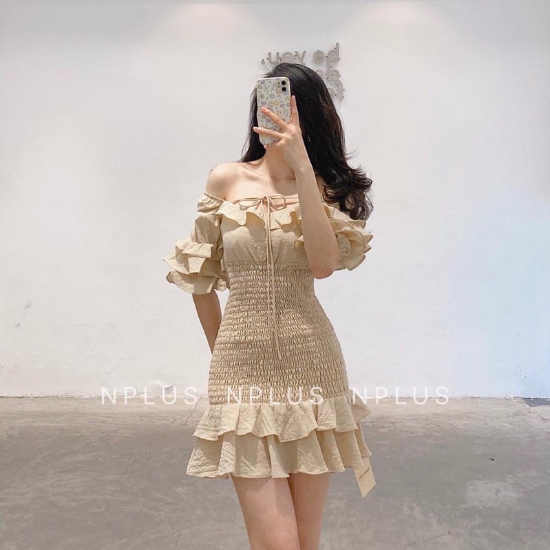 Đầm ôm body nhún bèo trễ vai