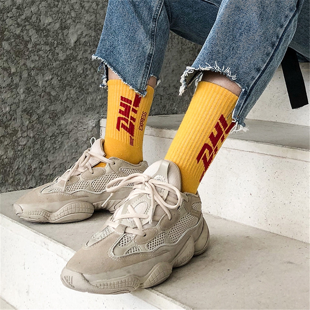 Vớ cotton màu trơn in chữ phong cách Hàn Quốc dành cho cả nam và nữ