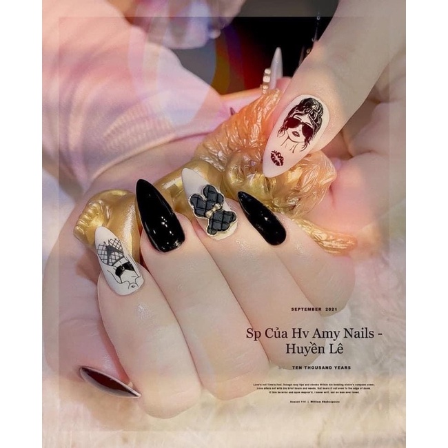 Charm gấu gắn móng tay