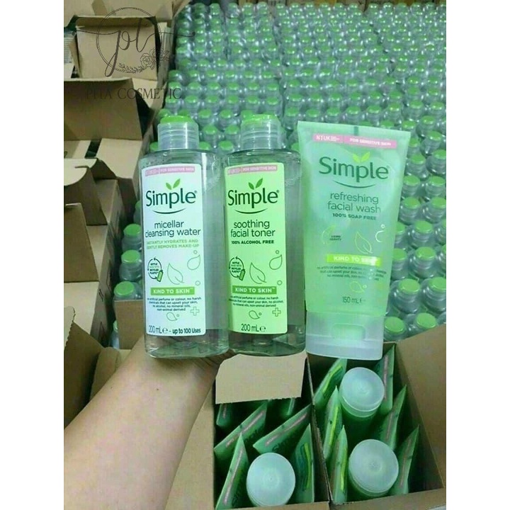 [Chính Hãng] Sữa rửa mặt Simple giúp da sạch thoáng & không chứa xà phòng 150ml | BigBuy360 - bigbuy360.vn